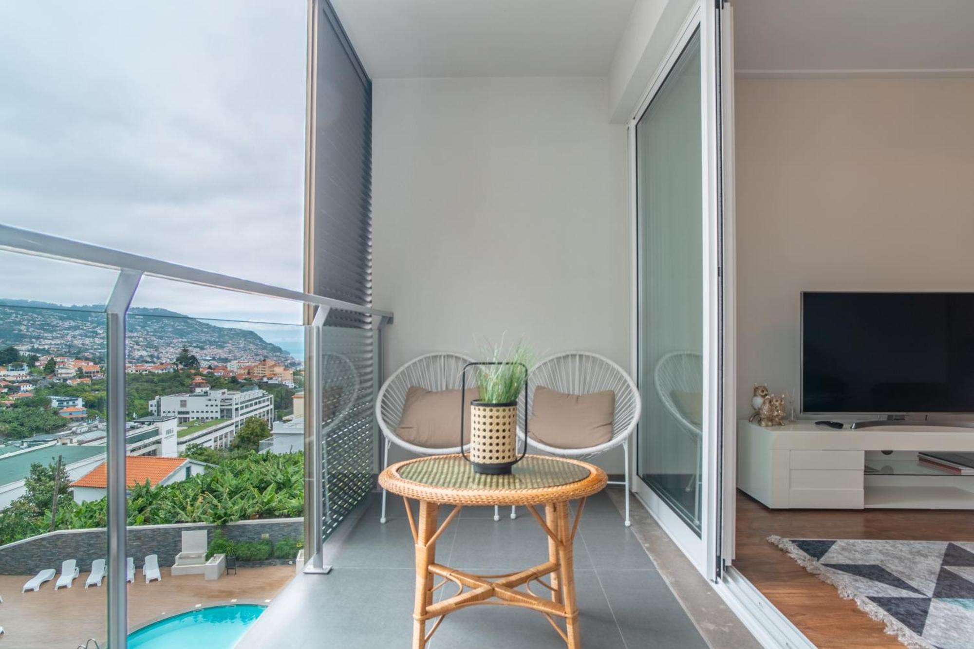 Madalenas View Apartment Funchal  Bagian luar foto